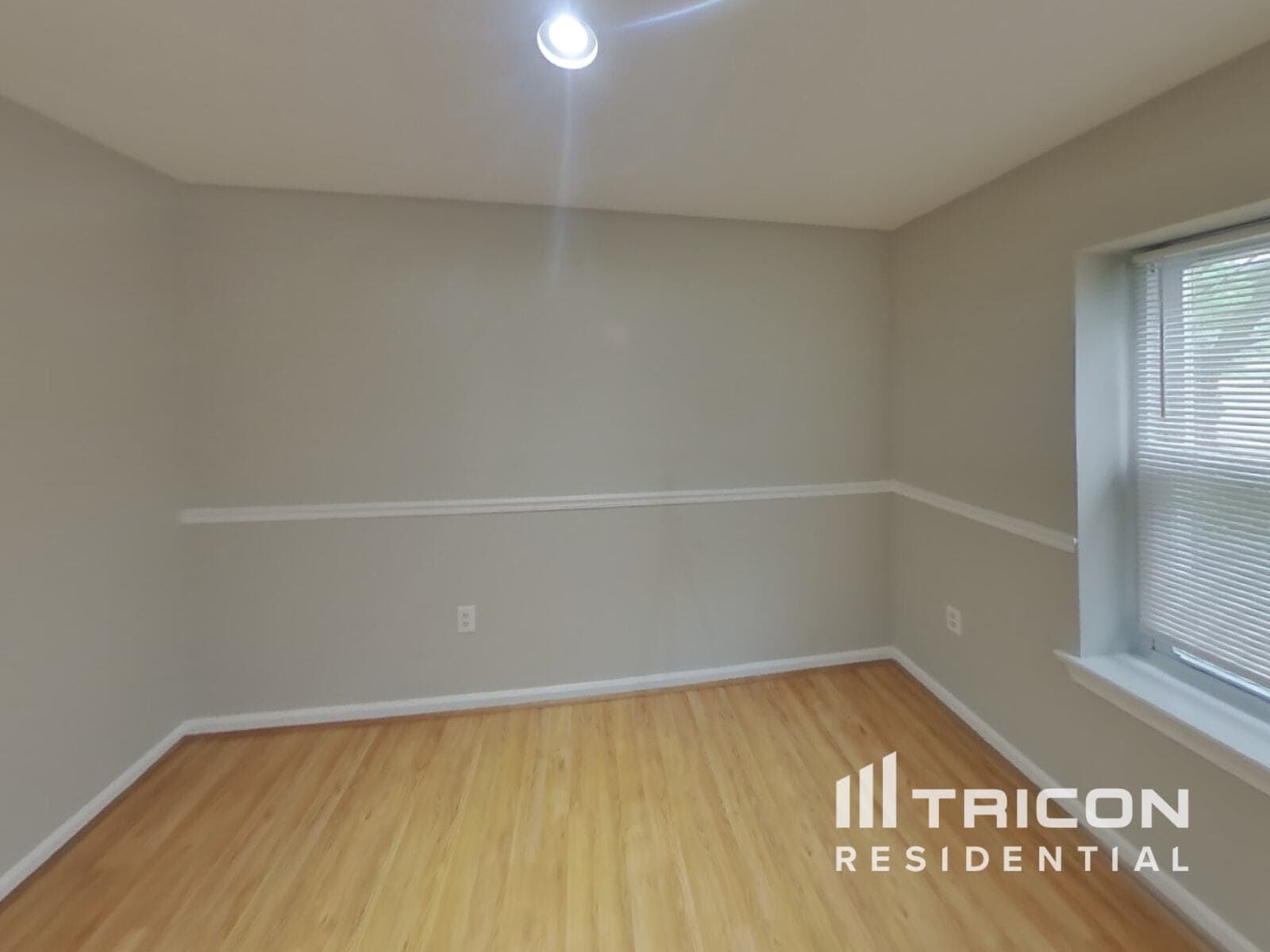 Building Photo - 1568 Hummingbird Ct
