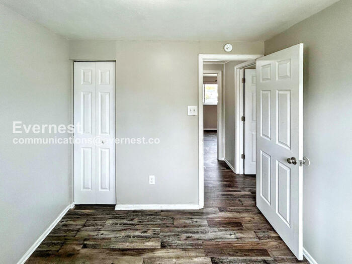 Building Photo - 6418 McLean St