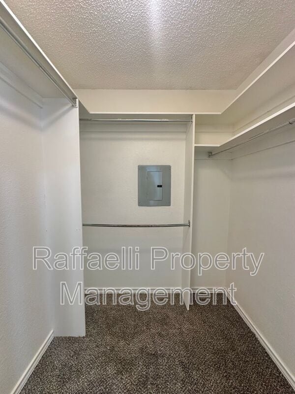 Building Photo - 6222 Gould Pl