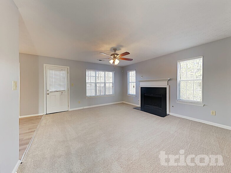 Building Photo - 7068 Grinder Ct