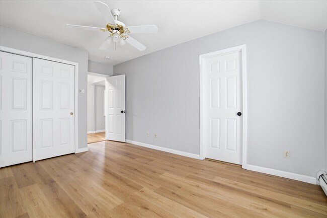 Building Photo - 14 Plummer Rd