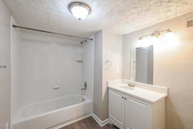 Building Photo - 3923 N Fork Ct NW