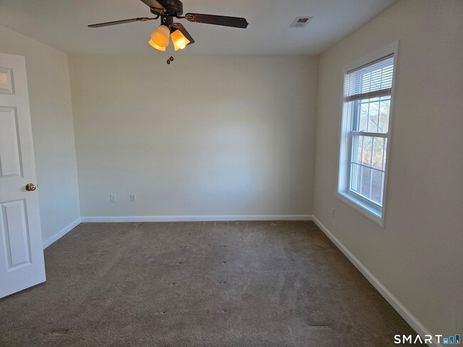 Building Photo - 148 Mathewson St