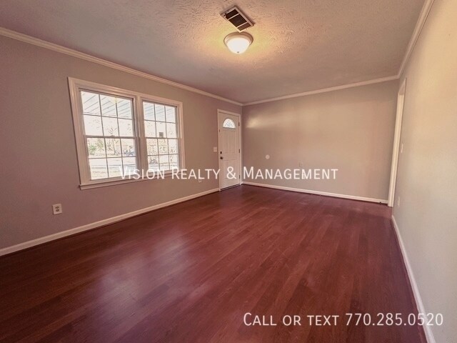 Building Photo - 95 Castlegate Cir