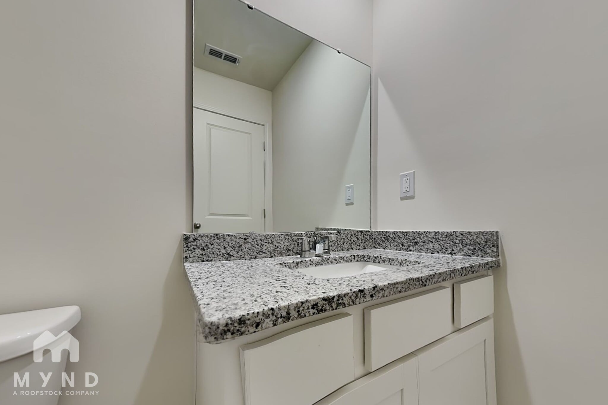 Building Photo - 3017 Fulong Dr