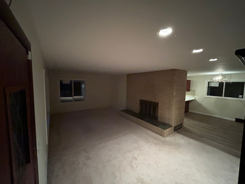 Building Photo - 5 Pine St