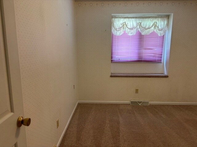 Building Photo - 239 Lynbrook Dr