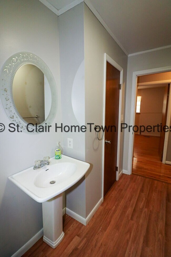 Building Photo - Ragland Rental