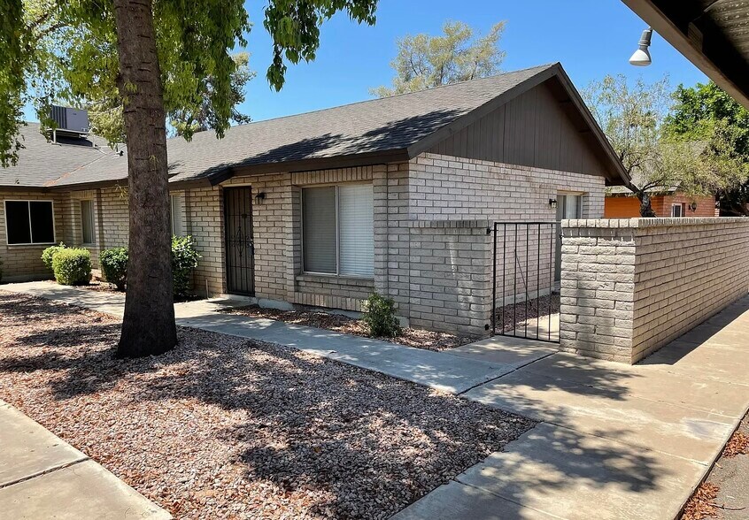 Building Photo - 34 W Concorda Dr