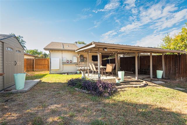 Building Photo - 2211 Yewpon Dr