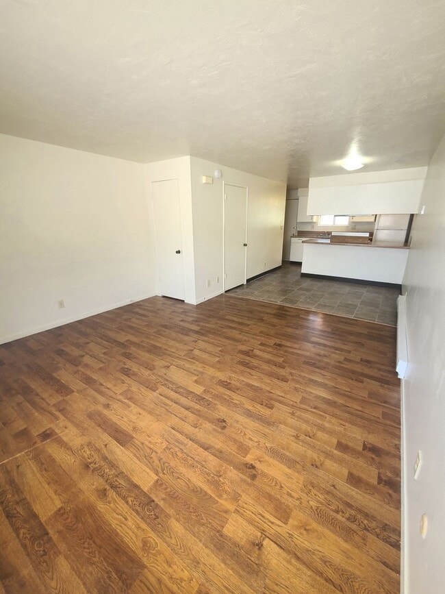 Building Photo - 915 N 32nd St