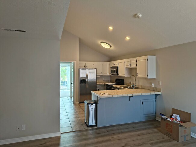 Building Photo - Sports Village - 2 Br + Play Loft, 2 Bath