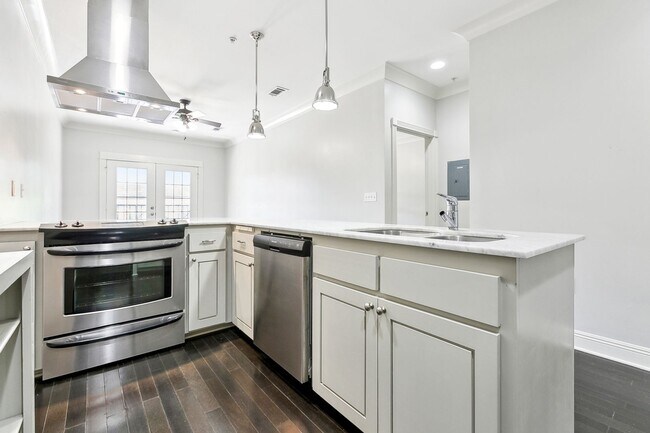 Building Photo - Perkins Palms Condominiums – 1 & 2 Bedroom Homes Available Now