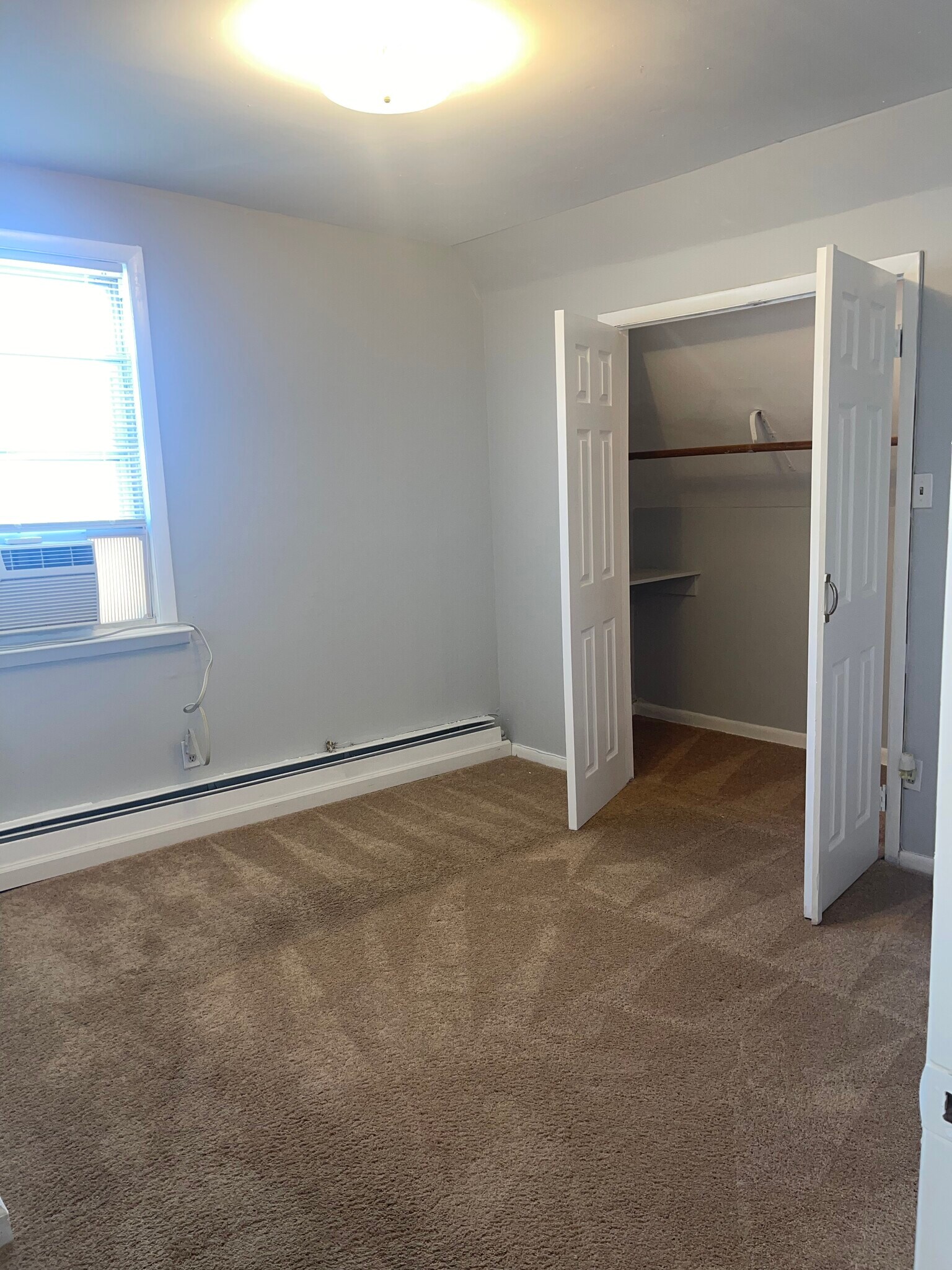 Building Photo - 3914 Maine Ave