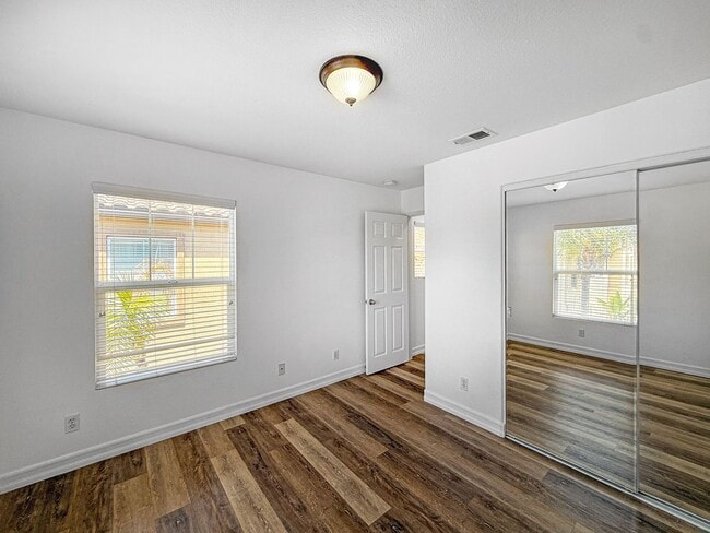 Building Photo - Charming 2BR/2BA Corner Unit in Otay Ranch!