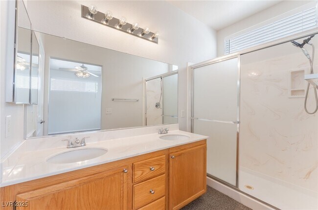 Building Photo - 8729 Shady Pines Dr