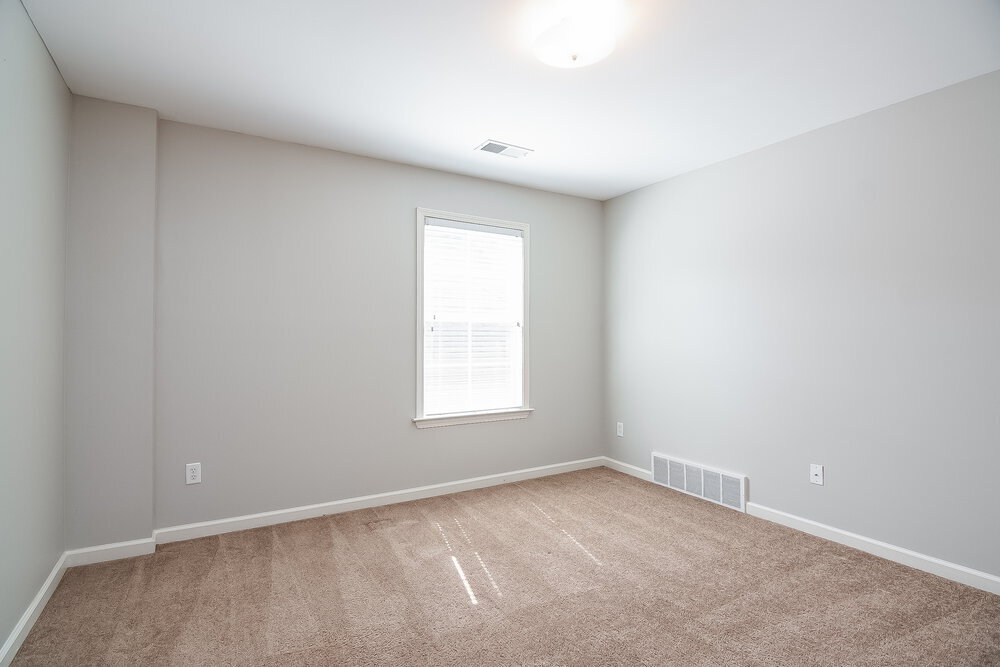 Building Photo - 4902 Longleaf Oak Cove