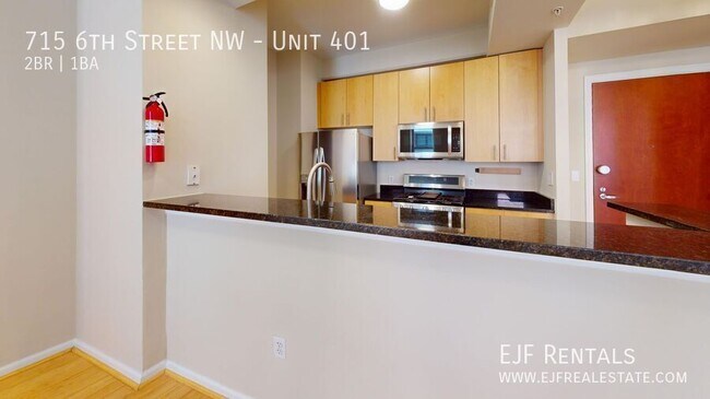 Building Photo - 715 6th St NW