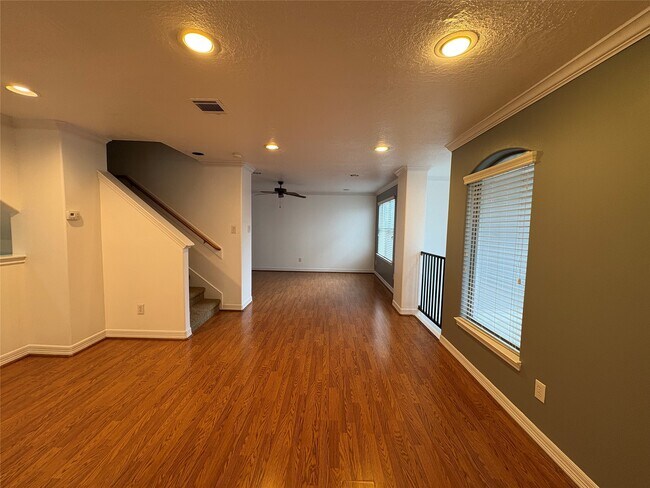 Primary Photo - 3710 Sherwood Ln