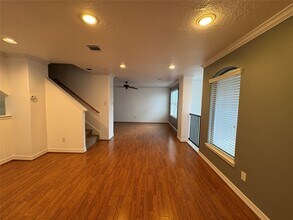 Building Photo - 3710 Sherwood Ln