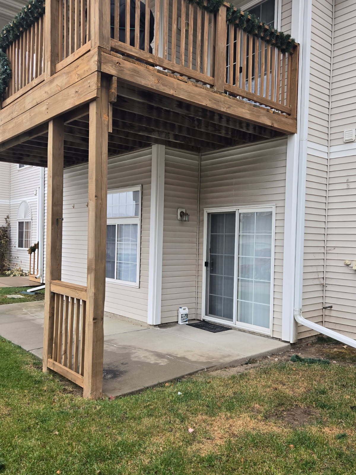 Building Photo - 950 67th St