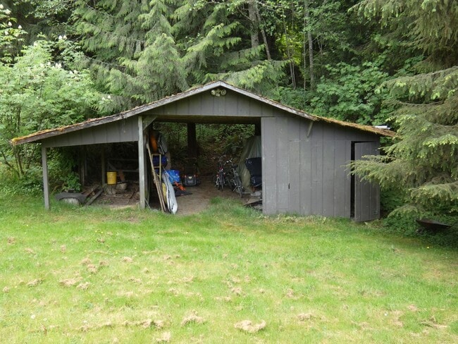 Building Photo - 71- Sagahlie Trail - West End Country Living