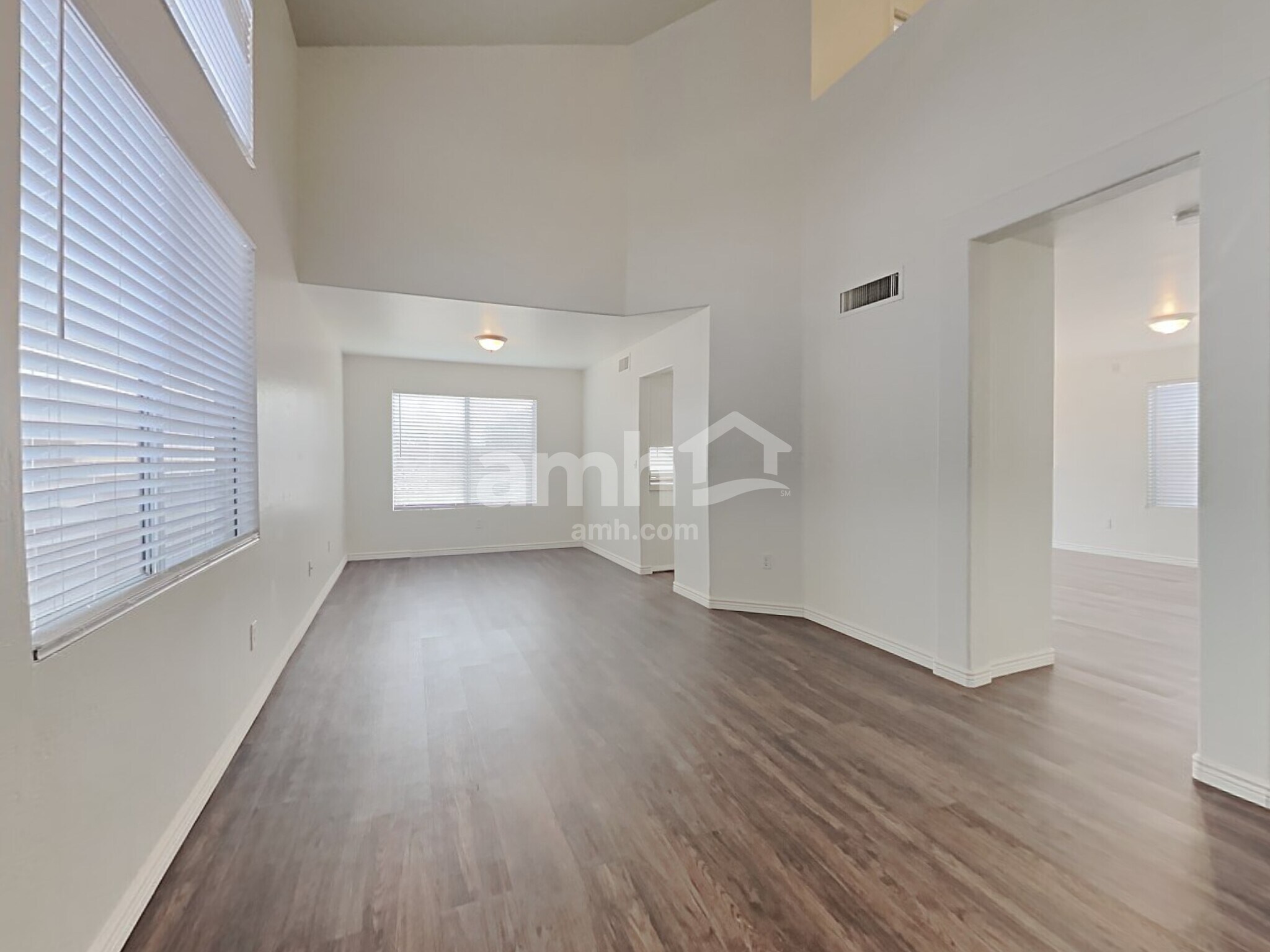 Building Photo - 7519 E Naranja Ave