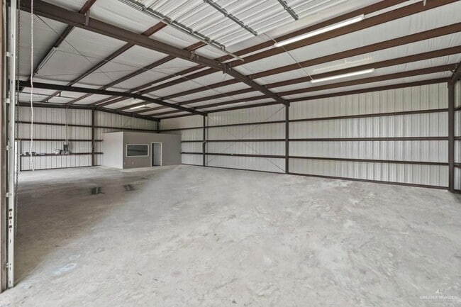 Building Photo - 413 S Los Cerritos Cir