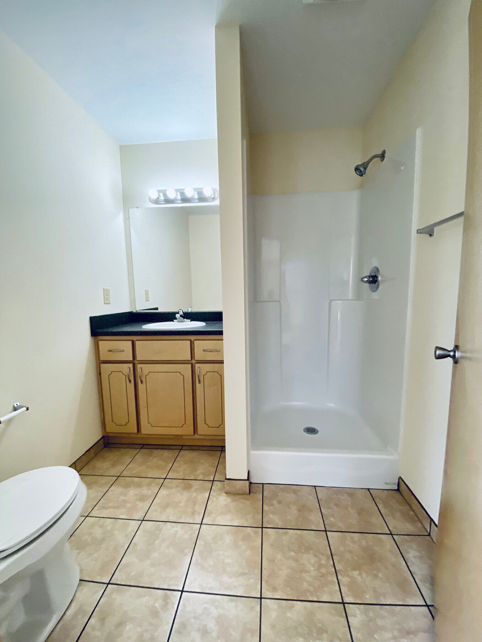 Building Photo - 46 Sunshine Ln