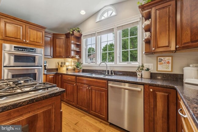 Building Photo - 5433 Braddock Ridge Dr