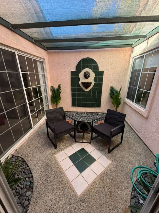 Building Photo - 11816 Caminito Corriente