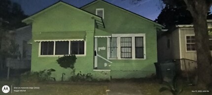 Building Photo - 1237 E Anderson St