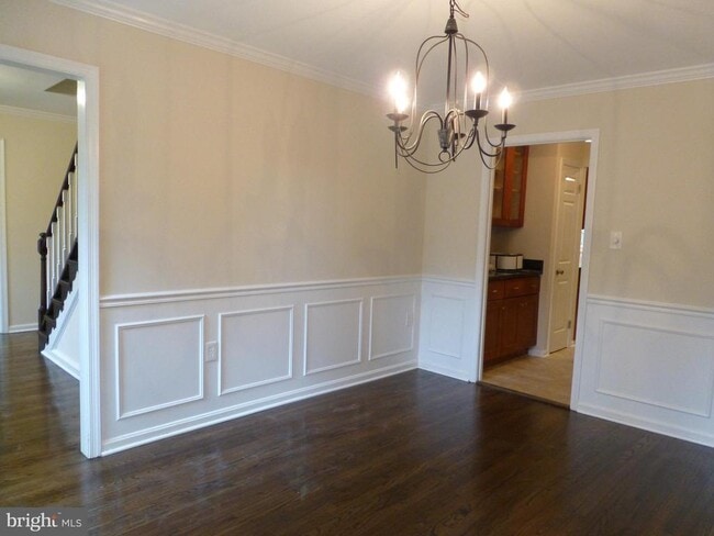 Building Photo - 11415 Jordan Ln