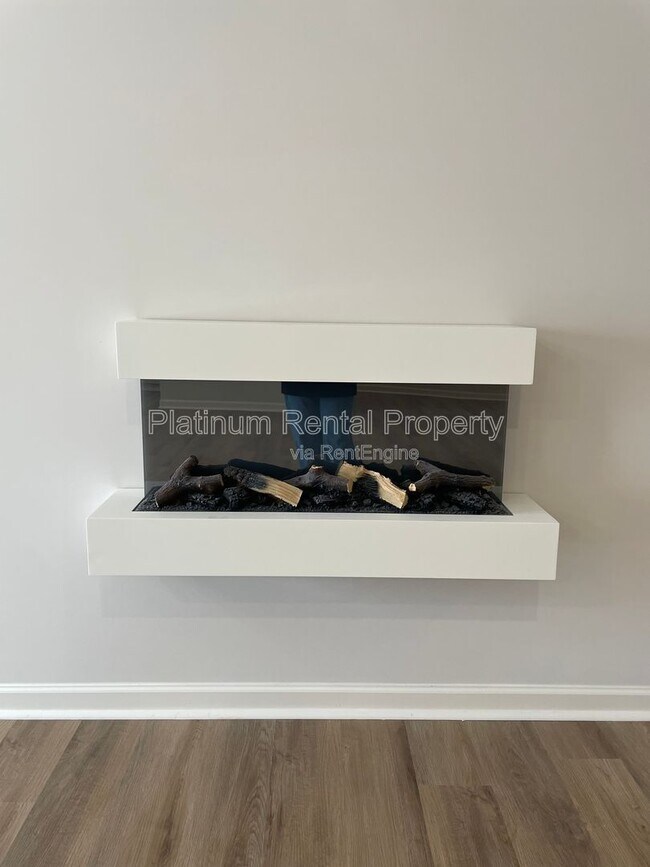 Building Photo - 56 Rustin Rdg