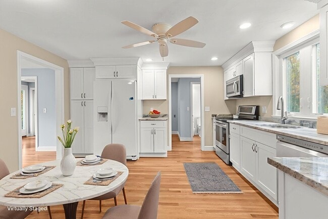 Building Photo - 45 Stanford Dr