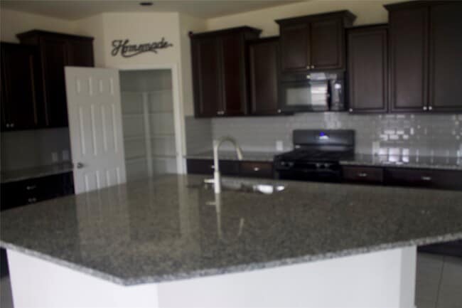 Building Photo - 26350 Riley Glen Dr