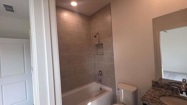 Building Photo - 5365 Travers Ln
