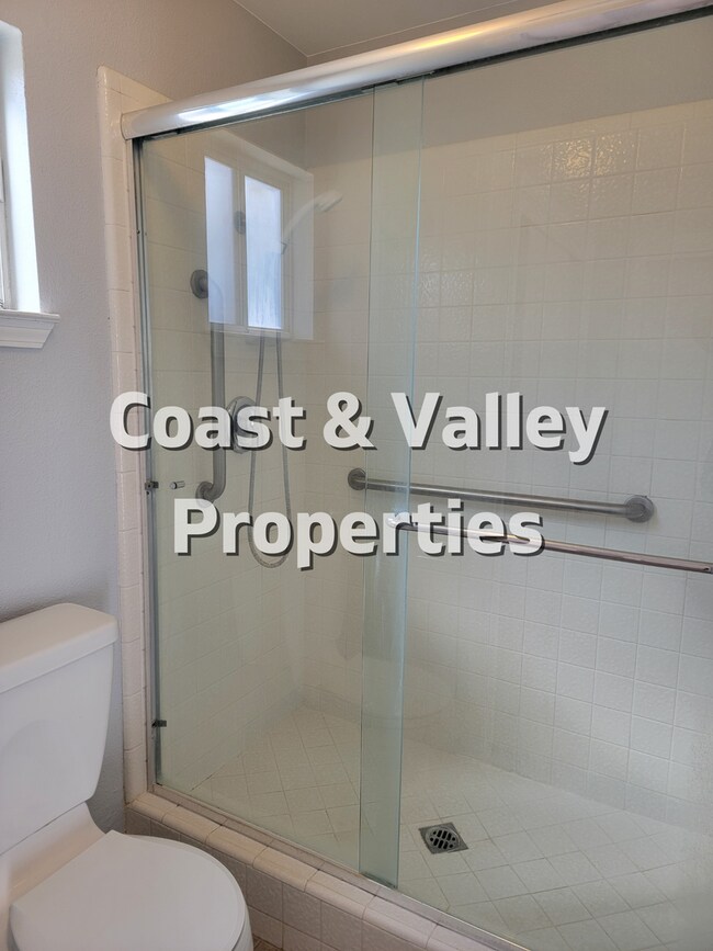 Building Photo - King City home for RENT!!!