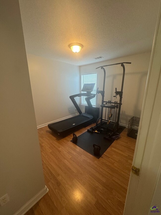 Building Photo - 113 Faybrook Dr