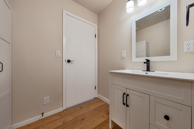Building Photo - Utilities Included! Updated 2 Bedroom Home...