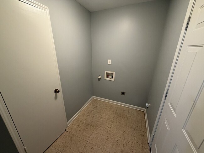 Building Photo - 5440 Flowering Peach Dr
