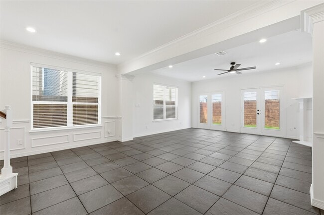 Building Photo - 1528 Birdsall St