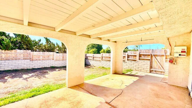 Building Photo - Wonderful Single-Story Home with Remodeled Kitchen and Baths, Fresh Paint, and Minutes to downtow...