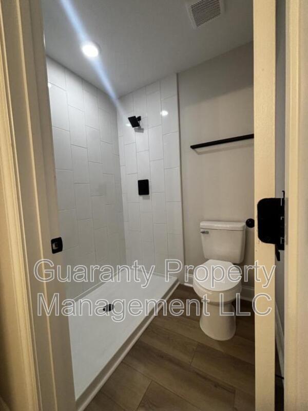 Building Photo - 101 St Matthews Rd