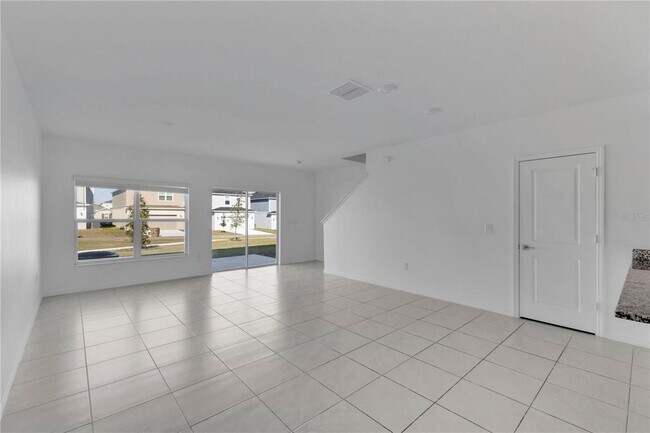 Building Photo - 625 Stoney Pointe Cir