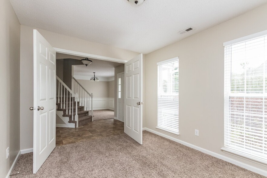 Building Photo - 4268 Maybrook Ct SW