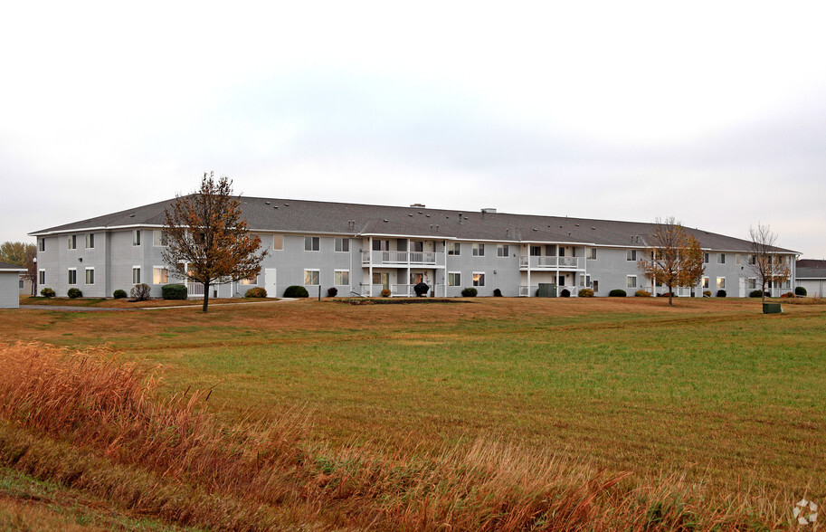 Primary Photo - Amberfield Place Apartments