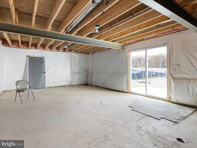 Building Photo - 240 Baldy Ln