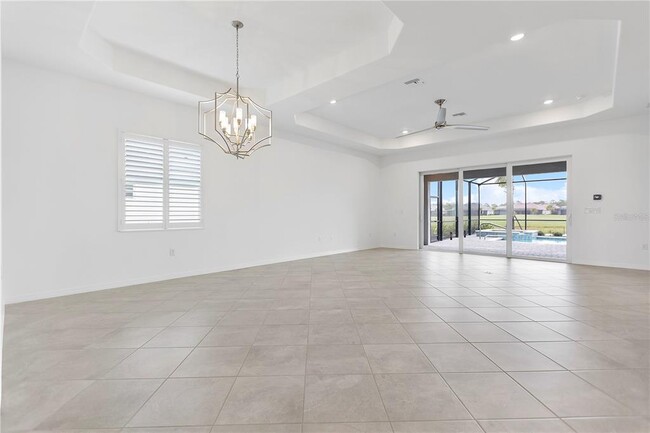 Building Photo - 15925 Sugar Hl Dr