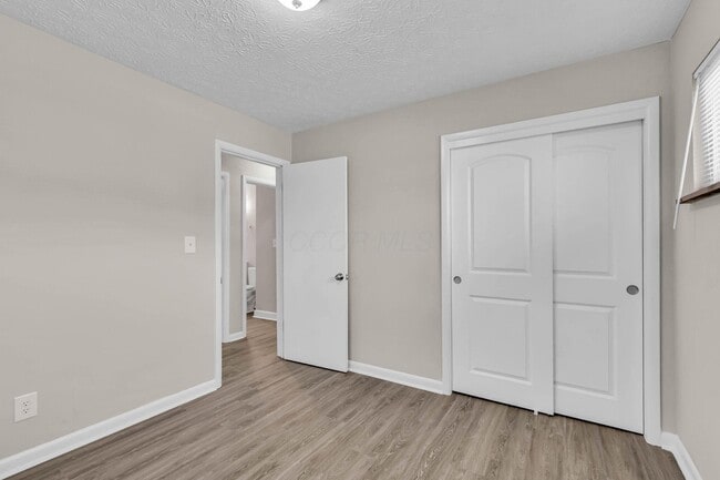Building Photo - 3134 Medina Ave